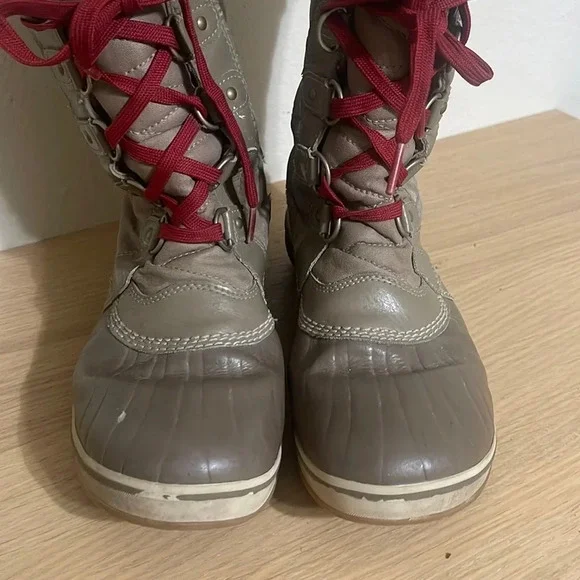 Sorel Tofino Size 7 Waterproof Winter snow rain Boots Tan Faux Fur - Picture 2 of 16